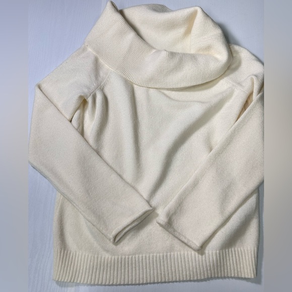 Anthropologie Womens Sweater Cream Knit Cowl  Neck Turtleneck Soft Size S - Picture 3 of 15